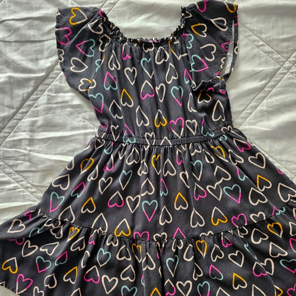 Girls dress